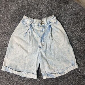Vintage 80s/90s Palmetto Acid Wash Denim High Waisted Women's Shorts